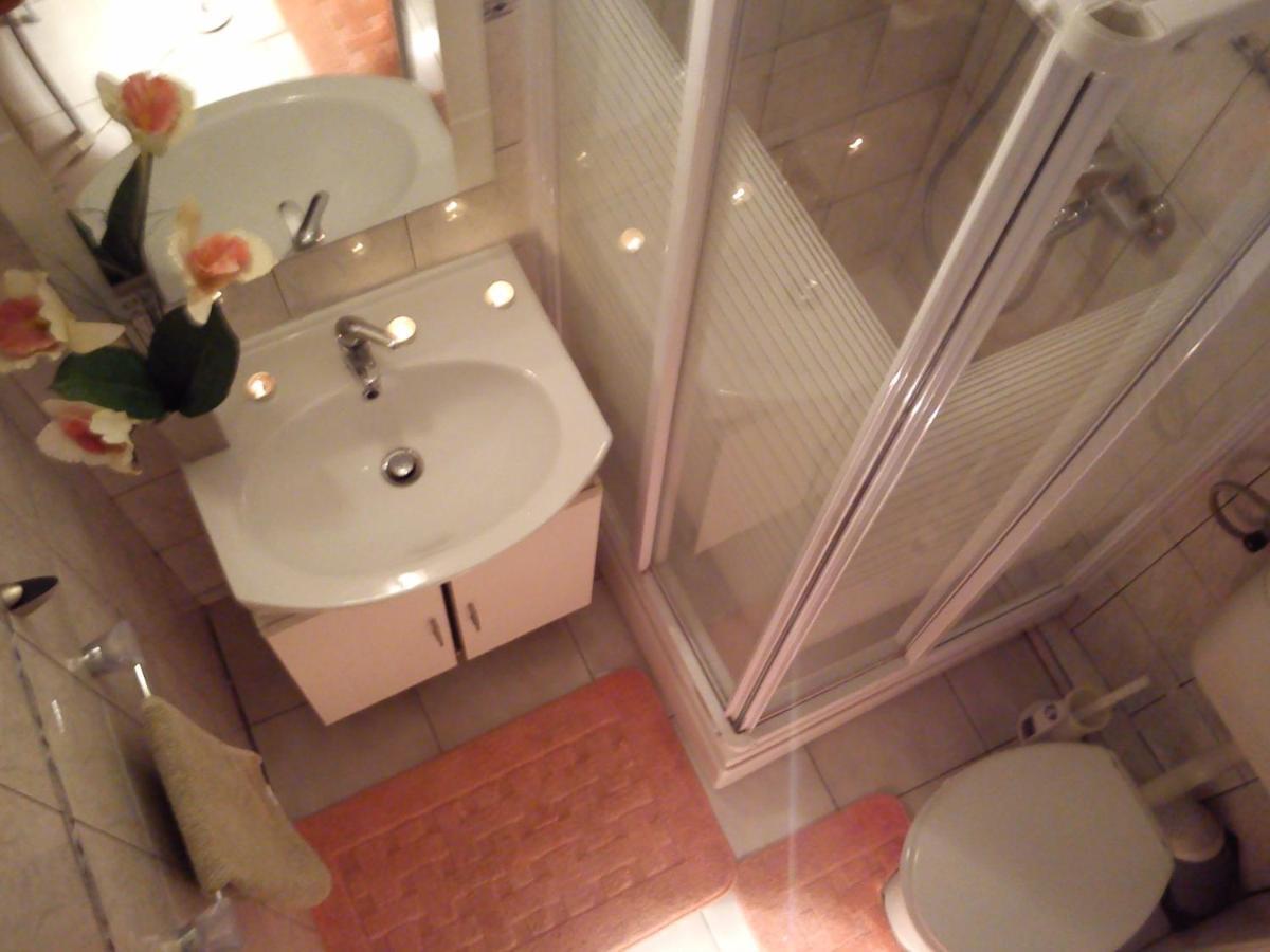 Room No3 โตรกีร์ ภายนอก รูปภาพ